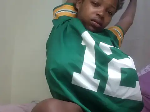 queen-sasha online show from 11-18-25, 07:13