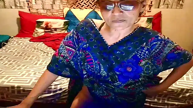 Indian Blaze00 online show from 01-09-26, 07:37