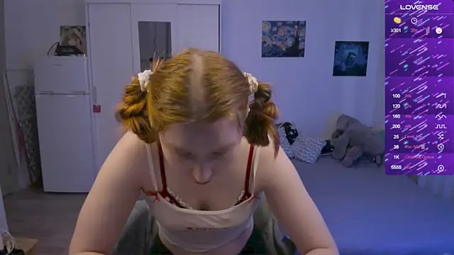 CallMeEffy1 online show from 07-04-26, 01:39