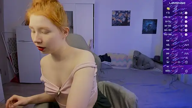 CallMeEffy1 online show from 07-11-26, 12:41