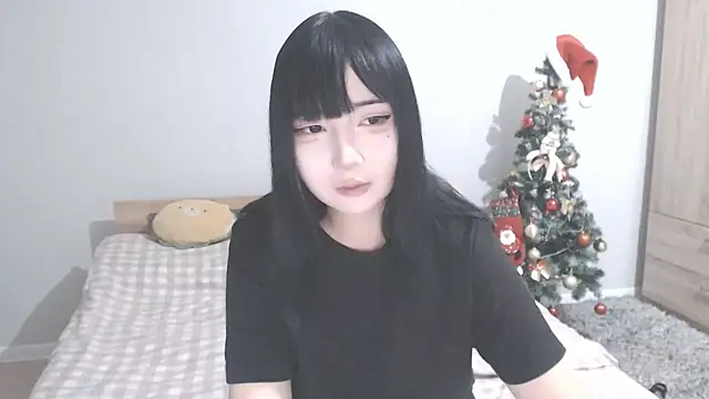 Snapshot of your_angela chatting on 01-18-26, 01:37 your angela online show from 01-18-26, 01:37