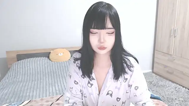 Snapshot of your_angela chatting on 02-04-26, 05:30 your angela online show from 02-04-26, 05:30