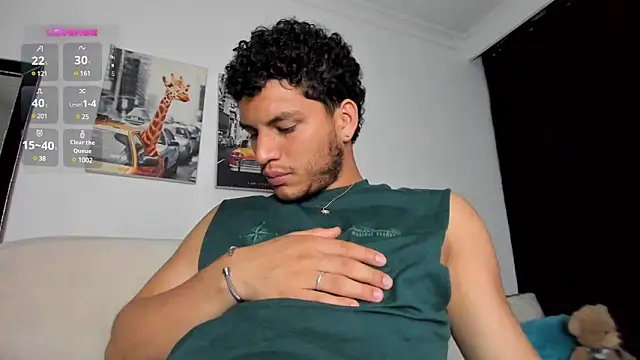 Snapshot of Curlblue chatting on 02-07-25, 01:15 Curlblue online show from 02-07-25, 01:15