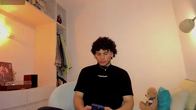 Curlblue online show from 11-25-25, 03:50