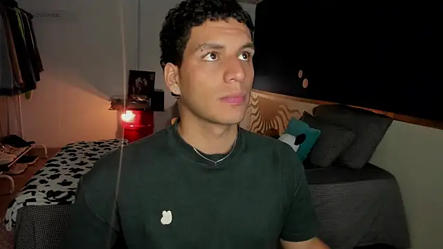 Curlblue online show from 04-21-26, 02:51