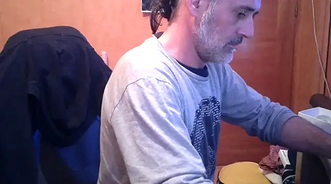 Snapshot of Lia_Y_PatrickX chatting on 01-13-25, 07:53 Lia Y PatrickX online show from 01-13-25, 07:53