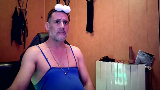 Snapshot of Lia_Y_PatrickX chatting on 02-03-25, 03:49 Lia Y PatrickX online show from 02-03-25, 03:49