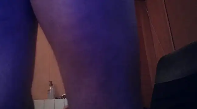 Snapshot of Lia_Y_PatrickX chatting on 02-27-25, 12:21 Lia Y PatrickX online show from 02-27-25, 12:21