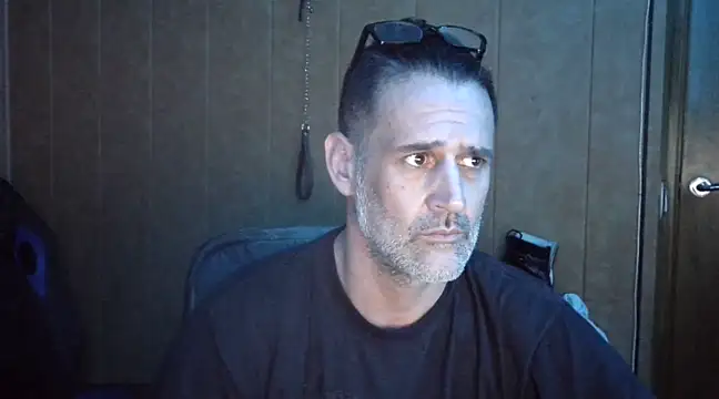 Snapshot of Lia_Y_PatrickX chatting on 03-07-25, 05:17 Lia Y PatrickX online show from 03-07-25, 05:17