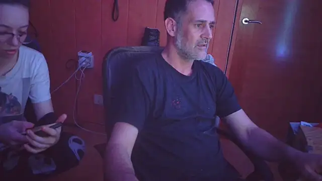 Snapshot of Lia_Y_PatrickX chatting on 03-08-25, 06:58 Lia Y PatrickX online show from 03-08-25, 06:58