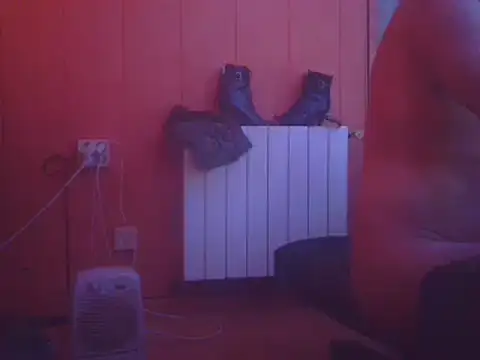 Snapshot of Lia_Y_PatrickX chatting on 03-09-25, 07:23 Lia Y PatrickX online show from 03-09-25, 07:23