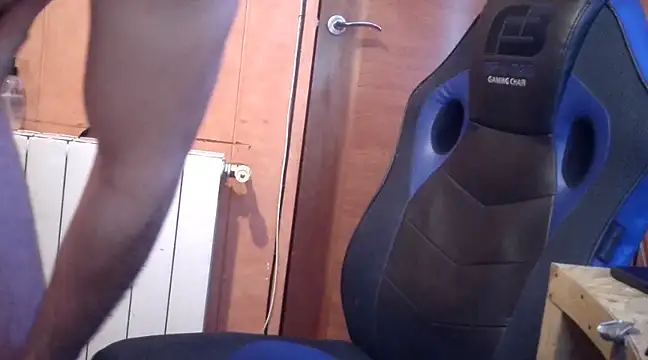 Snapshot of Lia_Y_PatrickX chatting on 03-16-25, 05:47 Lia Y PatrickX online show from 03-16-25, 05:47