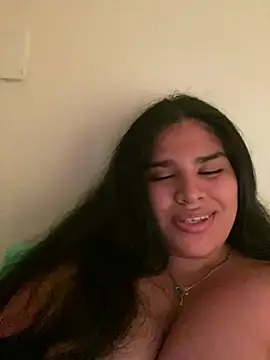 Snapshot of Badkittykim chatting on 12-07-24, 04:09 Badkittykim online show from 12-07-24, 04:09