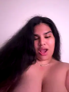 Snapshot of Badkittykim chatting on 10-05-25, 11:46 Badkittykim online show from 10-05-25, 11:46