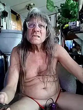 Snapshot of WillCum4Unow chatting on 02-19-25, 05:06 WillCum4Unow online show from 02-19-25, 05:06