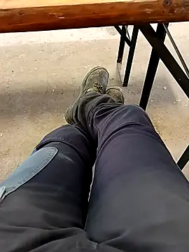 Snapshot of vadszex31 chatting on 02-25-25, 11:19 vadszex31 online show from 02-25-25, 11:19