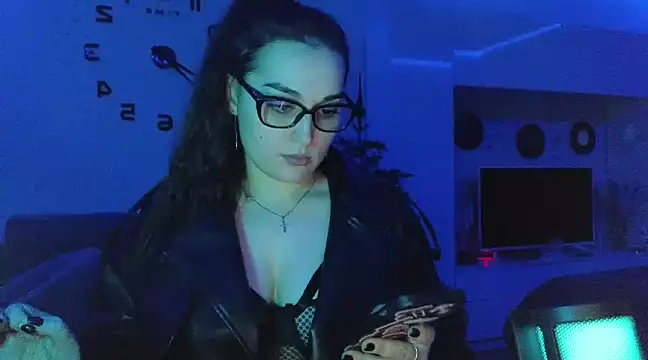 Snapshot of me_lissa_sun13 chatting on 12-26-24, 04:43 me lissa sun13 online show from 12-26-24, 04:43