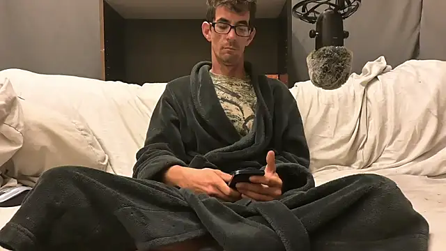 Snapshot of joeiandola chatting on 11-14-25, 05:55 joeiandola online show from 11-14-25, 05:55