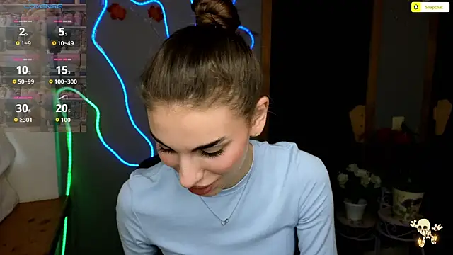 EmmyGreans online show from 11-24-25, 01:00