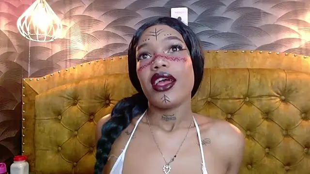 Snapshot of CrystalBrooke3x chatting on 10-28-25, 08:33 CrystalBrooke3x online show from 10-28-25, 08:33