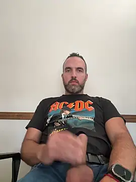 leon3875 online show from 03-30-26, 03:24