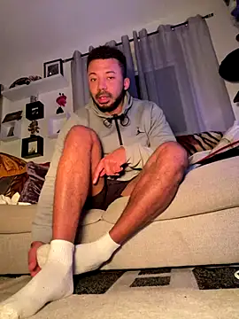 Snapshot of mbbc99 chatting on 12-04-25, 12:20 mbbc99 online show from 12-04-25, 12:20