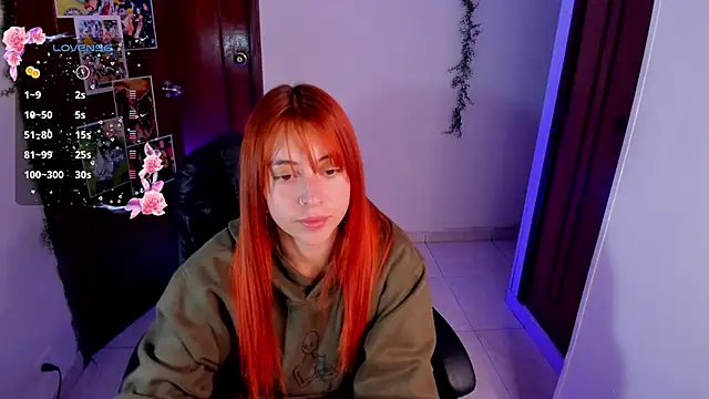 Snapshot of Violetaarey chatting on 11-13-25, 11:36 Violetaarey online show from 11-13-25, 11:36