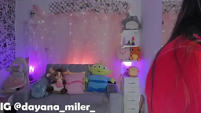 Snapshot of _dayana_miler chatting on 11-10-25, 02:49 dayana miler online show from 11-10-25, 02:49