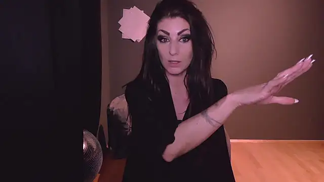 Saintrebella online show from 02-18-25, 03:42