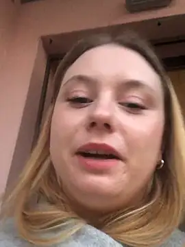 chloetarducci online show from 03-02-25, 05:14