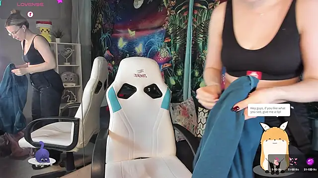 TiffanyBatson online show from 02-12-25, 02:32