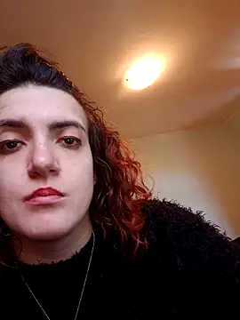 LadyMinnie online show from 10-30-25, 01:34