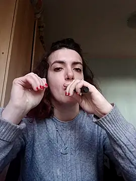 LadyMinnie online show from 11-11-25, 02:28