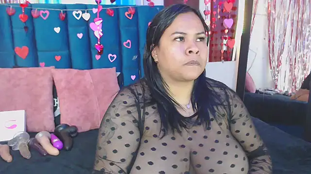 Snapshot of alba_sex10 chatting on 02-21-25, 01:33 alba sex10 online show from 02-21-25, 01:33