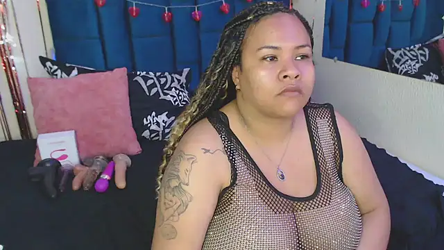 Snapshot of alba_sex10 chatting on 03-21-25, 05:12 alba sex10 online show from 03-21-25, 05:12