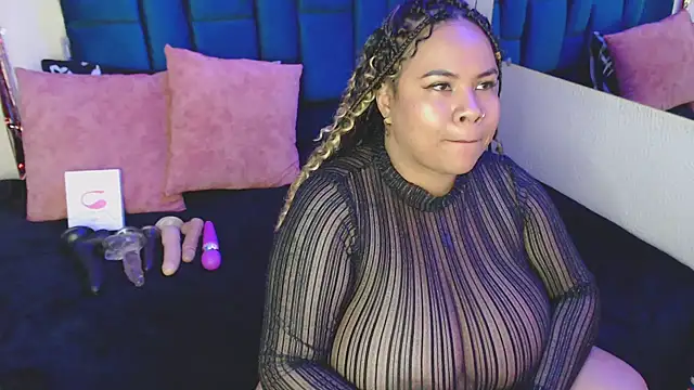 Snapshot of alba_sex10 chatting on 03-22-25, 04:15 alba sex10 online show from 03-22-25, 04:15