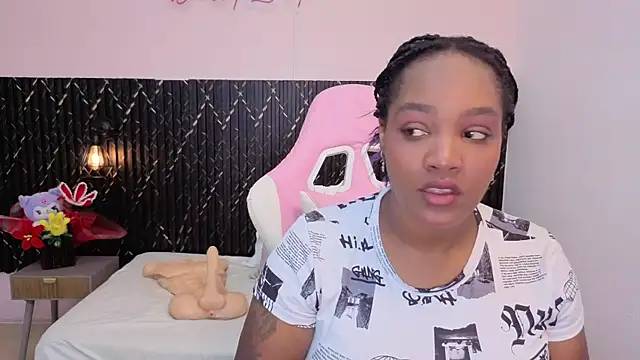 chanel brunette online show from 03-27-26, 05:56