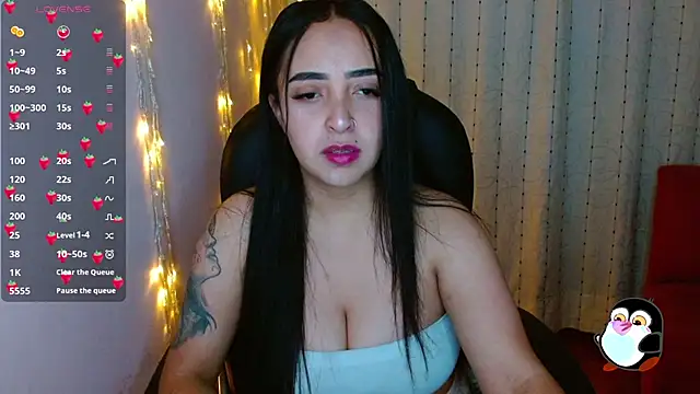 Snapshot of AmberGoddess_ chatting on 01-18-25, 04:37 AmberGoddess  online show from 01-18-25, 04:37