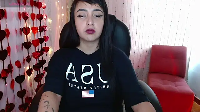 Snapshot of AmberGoddess_ chatting on 03-06-25, 06:05 AmberGoddess  online show from 03-06-25, 06:05