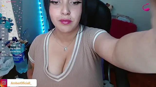 Snapshot of AmberGoddess_ chatting on 08-05-26, 06:22 AmberGoddess online show from 08-05-26, 06:22