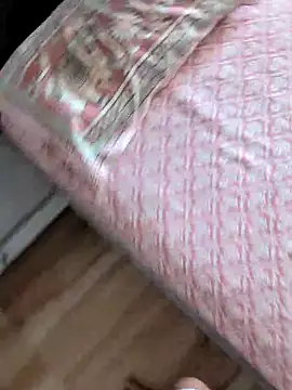 HeftyTheory7 online show from 04-29-26, 04:05