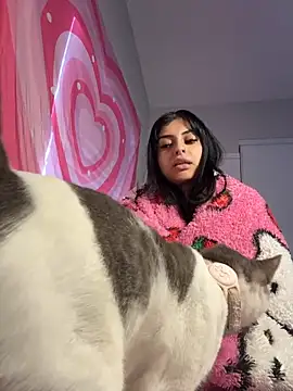 Snapshot of ThickerThanYoBitch chatting on 10-17-25, 02:30 ThickerThanYoBitch online show from 10-17-25, 02:30