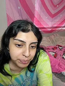 Snapshot of ThickerThanYoBitch chatting on 11-15-25, 03:08 ThickerThanYoBitch online show from 11-15-25, 03:08