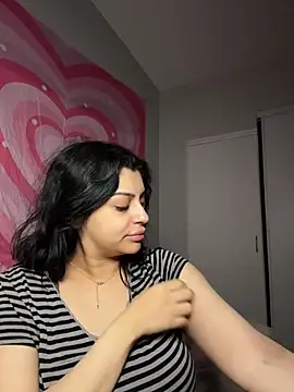 ThickerThanYoBitch online show from 02-15-26, 11:41