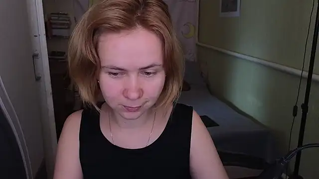 Riley Roo online show from 05-25-26, 07:03