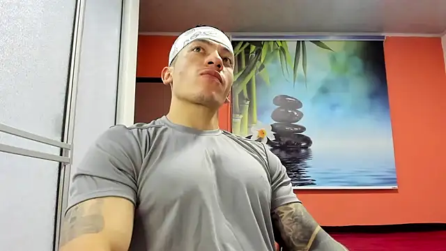 aquiles 51 online show from 02-12-26, 02:01