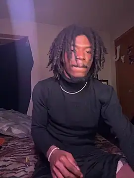 lolalaii online show from 10-28-25, 01:53