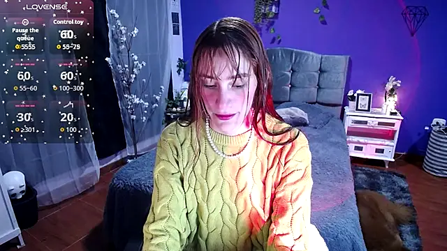 Snapshot of IsaBaileys_ chatting on 11-08-25, 04:34 IsaBaileys online show from 11-08-25, 04:34