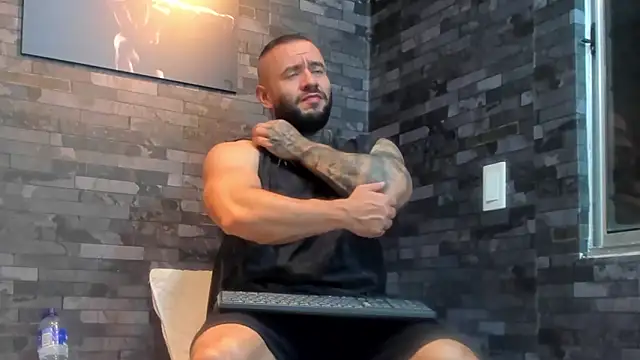 BruceDallas online show from 04-19-26, 03:39