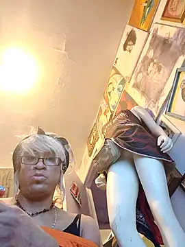 Snapshot of Mune_Raez_6 chatting on 10-31-25, 03:07 Mune Raez 6 online show from 10-31-25, 03:07